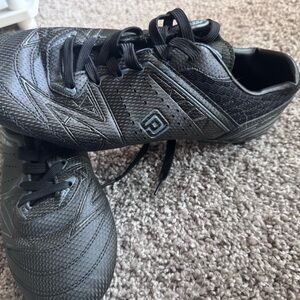 Dream Pairs Men's Black Athletic Soccer Shoes